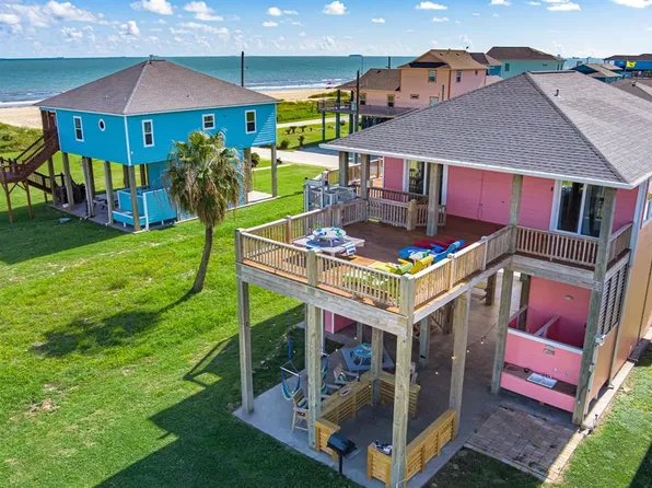 780 Wommack Drive, Crystal Beach, TX 77650
