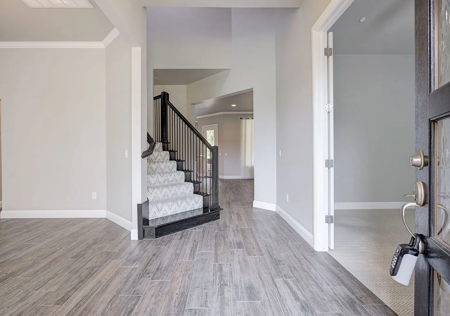 Spacious Country Retreat in Choctaw Modern Comfort on Expansive Acreage! — Photo 3