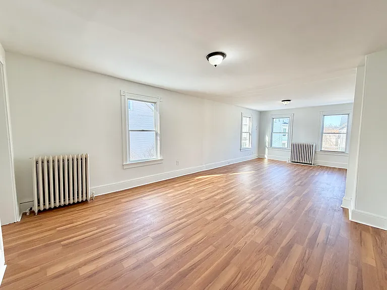 122 Summit Ave #2 — Photo 5
