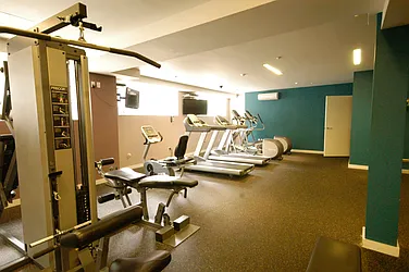 Rented by Realty Advisors Group