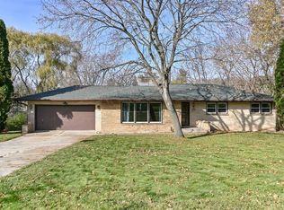 8875 W Midland Dr, Greendale, WI 53129