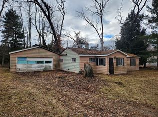2470 Cecil Hedley Dr, Prescott, MI 48756