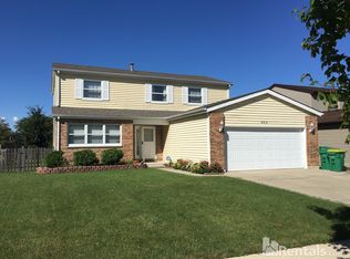 482 Anita Pl, Wheeling, IL 60090