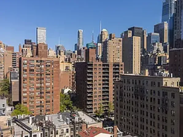 225 East 34th Street 14C image 17 of 17