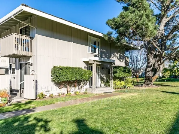 3850 Rio Rd, Carmel, CA 93923