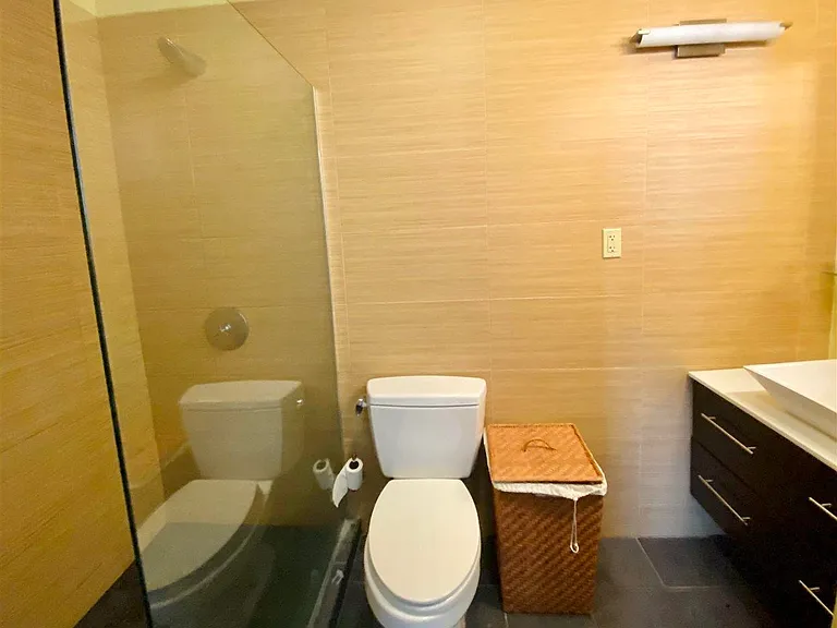 222 Bloomfield St #6R — Photo 13