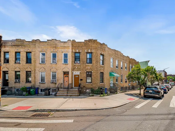 30-77 42nd Street image 3 of 27