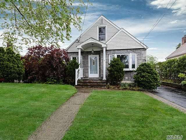 1st image of 92 Winnie Ct