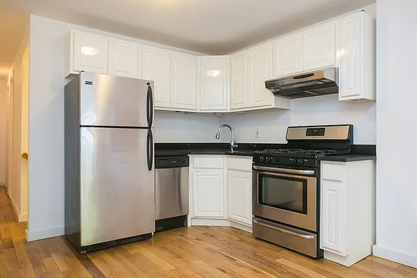 Rented by Bedford 6 Real Estate | media 18