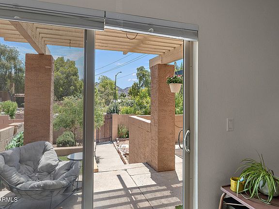 4th image of 841 E PEORIA Avenue #2