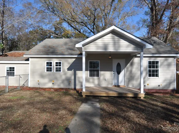 181 W Elliott St, Chester, SC 29706
