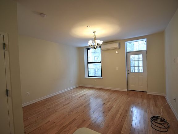 3rd image of 136 W 136th St #2