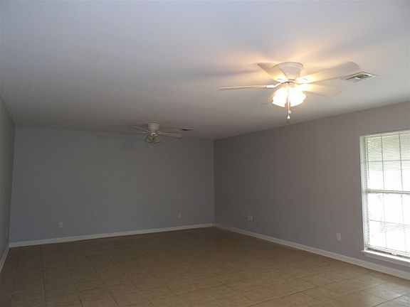 2nd image of 3601 Baker Dr