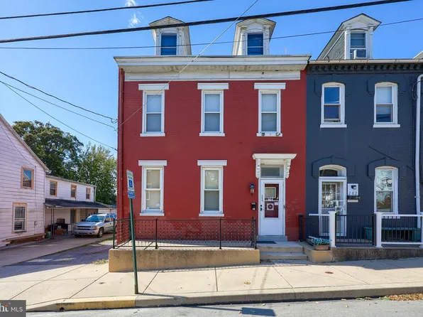 284 S 4th St, Columbia, PA 17512