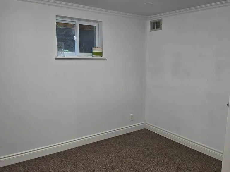 792 Tatra Dr — Photo 11