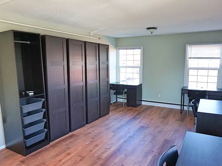 2323 NW Monroe Ave — Photo 6