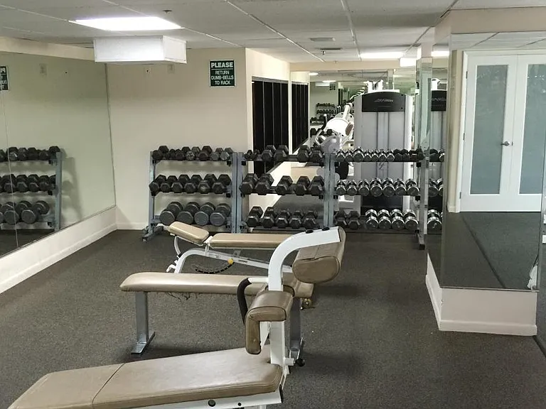 Full Fitness Center