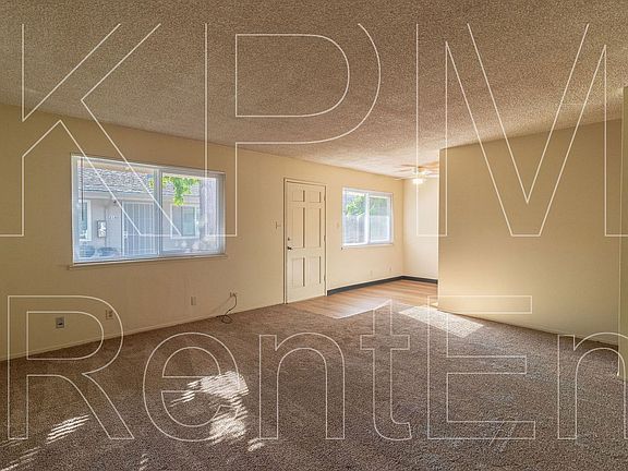 3rd image of 2174 Lucerne Ave