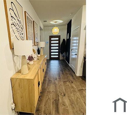 3rd image of 712 English Dr