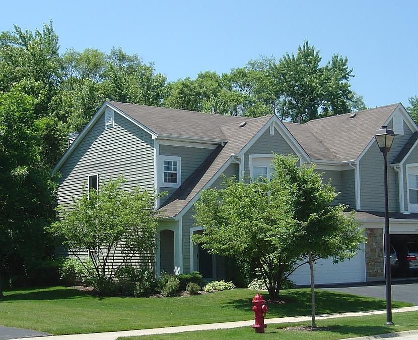 Beautiful End Unit Backed to Wooded Area