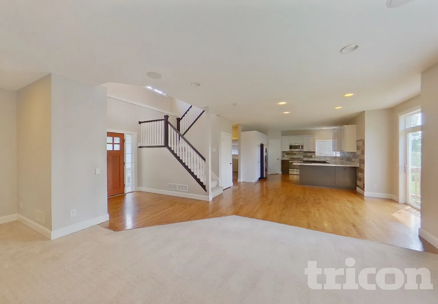 9522 207th St W Lakeville MN — Photo 2