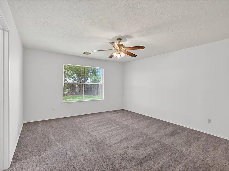 1208 Cambay Dr — Photo 4