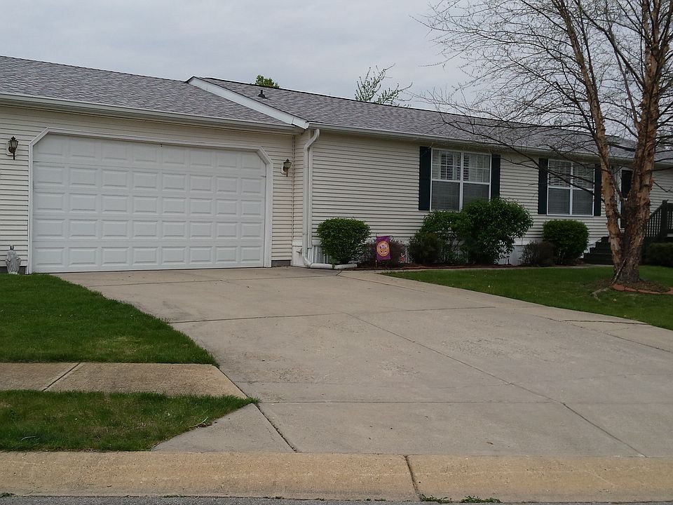 2nd image of 2060 Seaport Dr