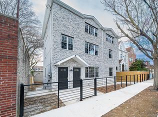 7036 70th St, Ridgewood, NY 11385