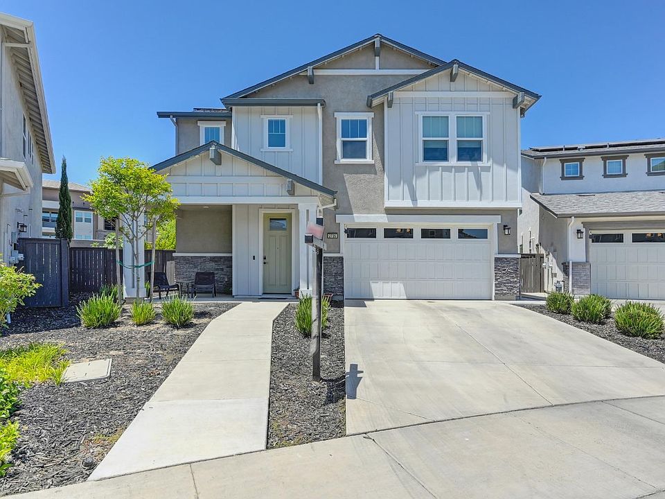 1st image of 2735 W Alcove Way