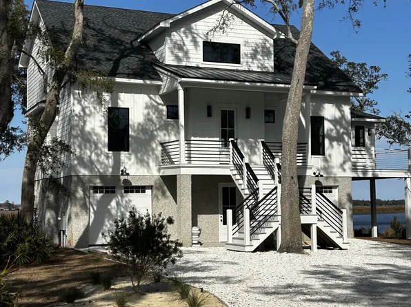 52 River View Ct, Waverly, GA 31565