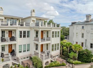1105 Bay St, Beaufort, SC 29902