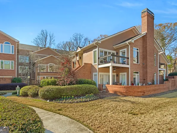 5364 Brooke Ridge Dr, Atlanta, GA 30338