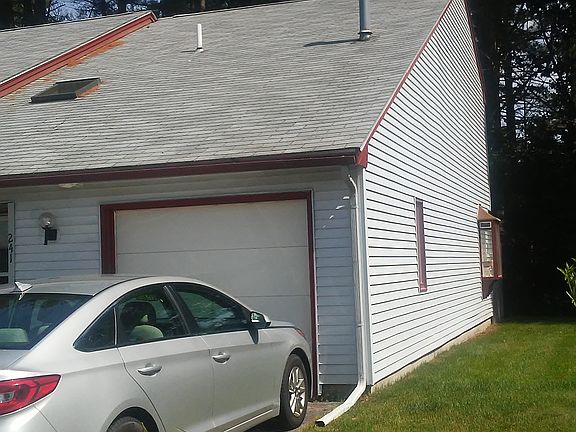 2nd image of 241 Stonebridge Dr