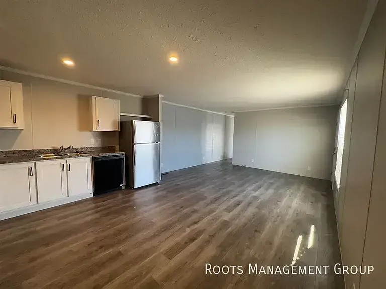 122 Safari Dr #122S — Photo 2