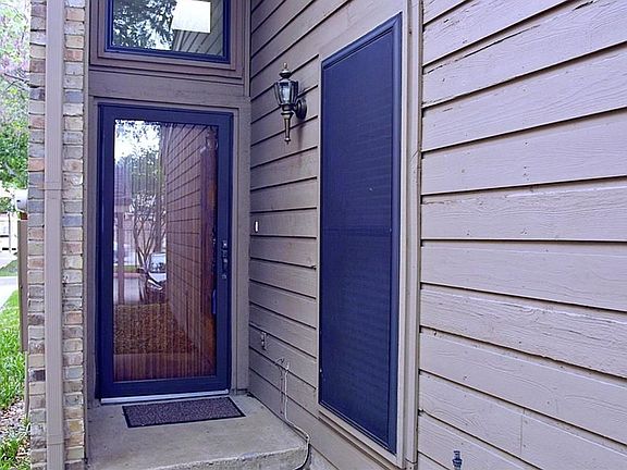 3rd image of 2200 W Park Blvd APT 1301
