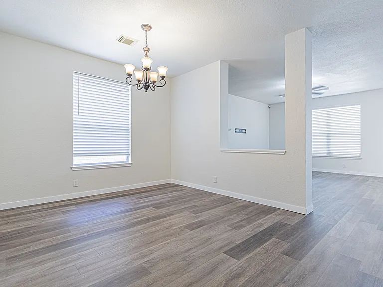 213 Tapwood Ln — Photo 40