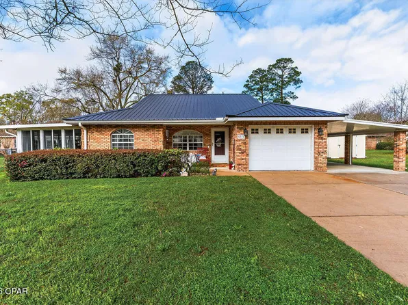 5377 O B Knight Dr, Graceville, FL 32440