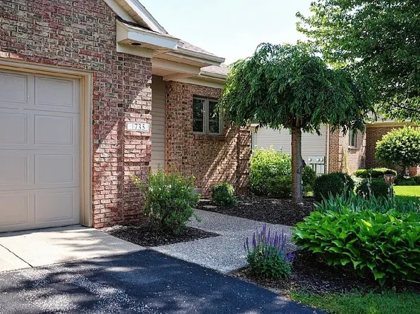 1735 Laramy Ln, Hudsonville, MI 49426