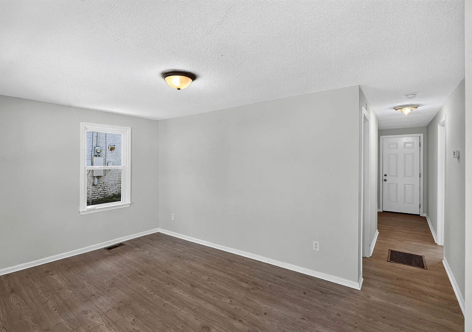 728 S Liberty St. — Photo 4
