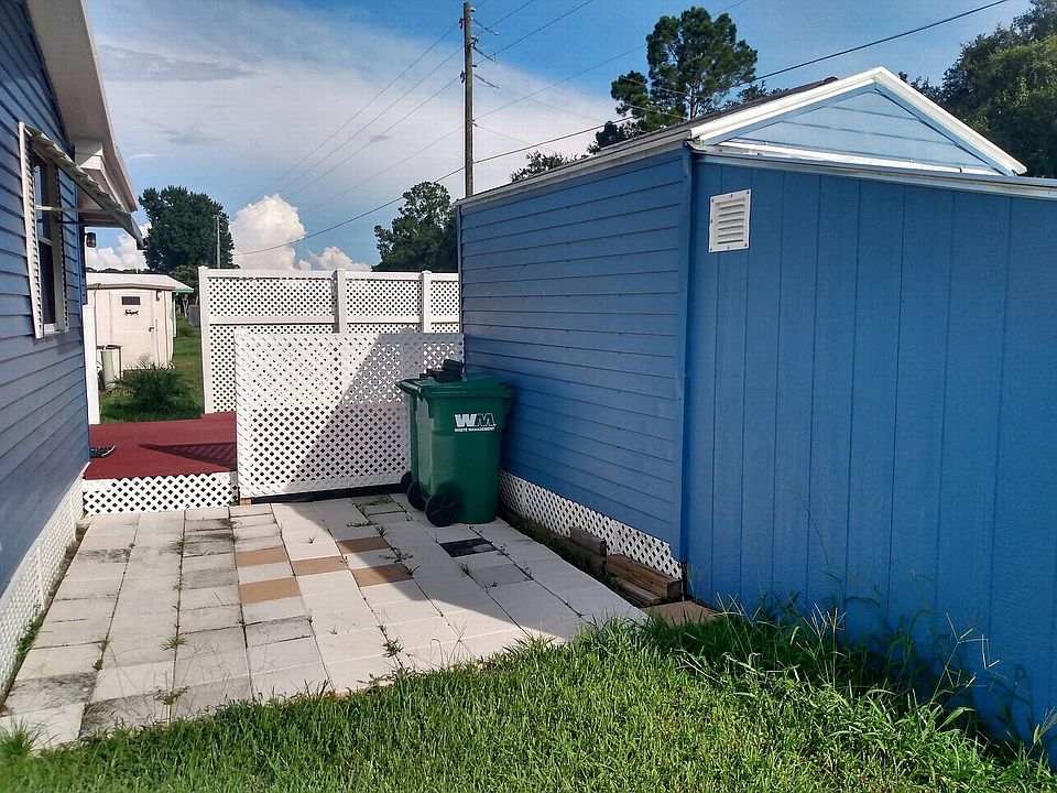 2nd image of 1034 Rainbow Cir