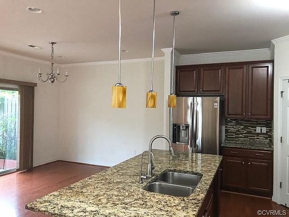 5th image of 405 Harben Pl