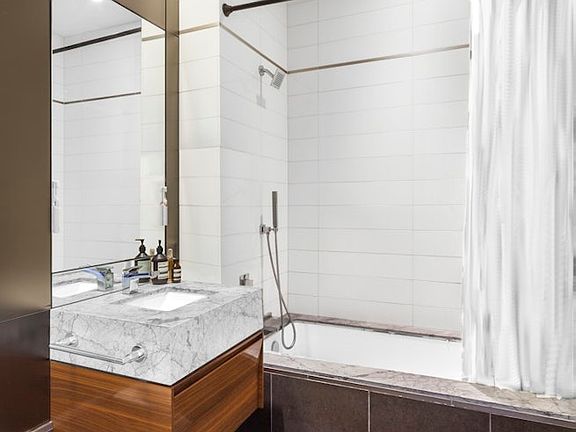 5th image of 400 Park Ave S APT 29E