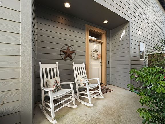 4th image of 7032 S 11th St