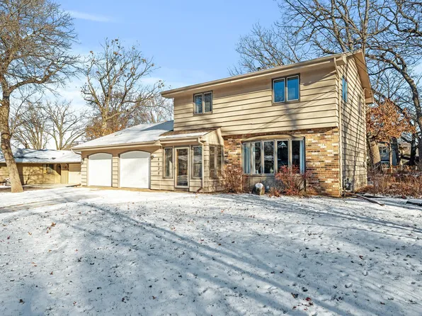 6035 McKinley St NE, Fridley, MN 55432