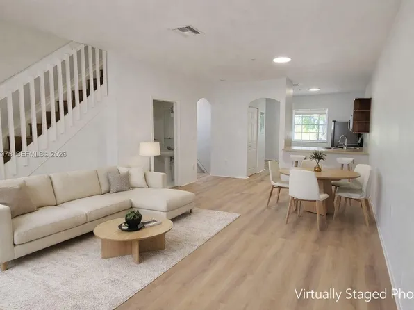 5640 NW 115th Ct APT 211, Doral, FL 33178