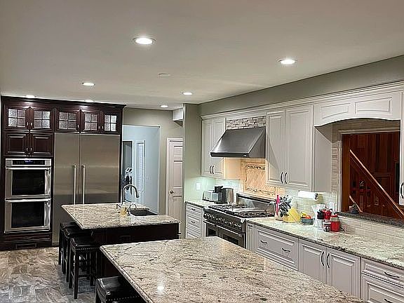 4th image of 6 Greenview Dr