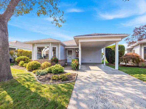 1101 Cameron Ave Unit 7, Kelowna, BC V1Y 8V9