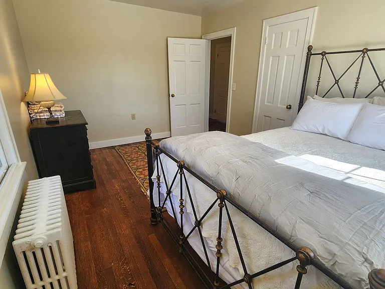 2420 James River Rd — Photo 8