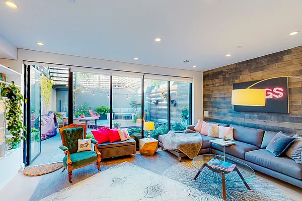 Sold by Compass | media 14