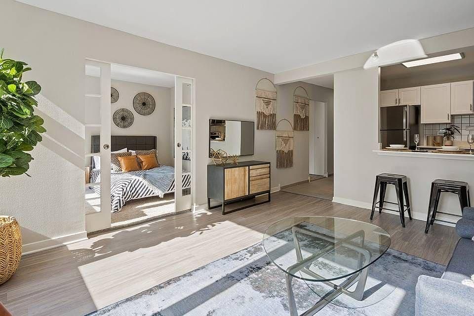 1st image of 335 E Ontario St #2-2506